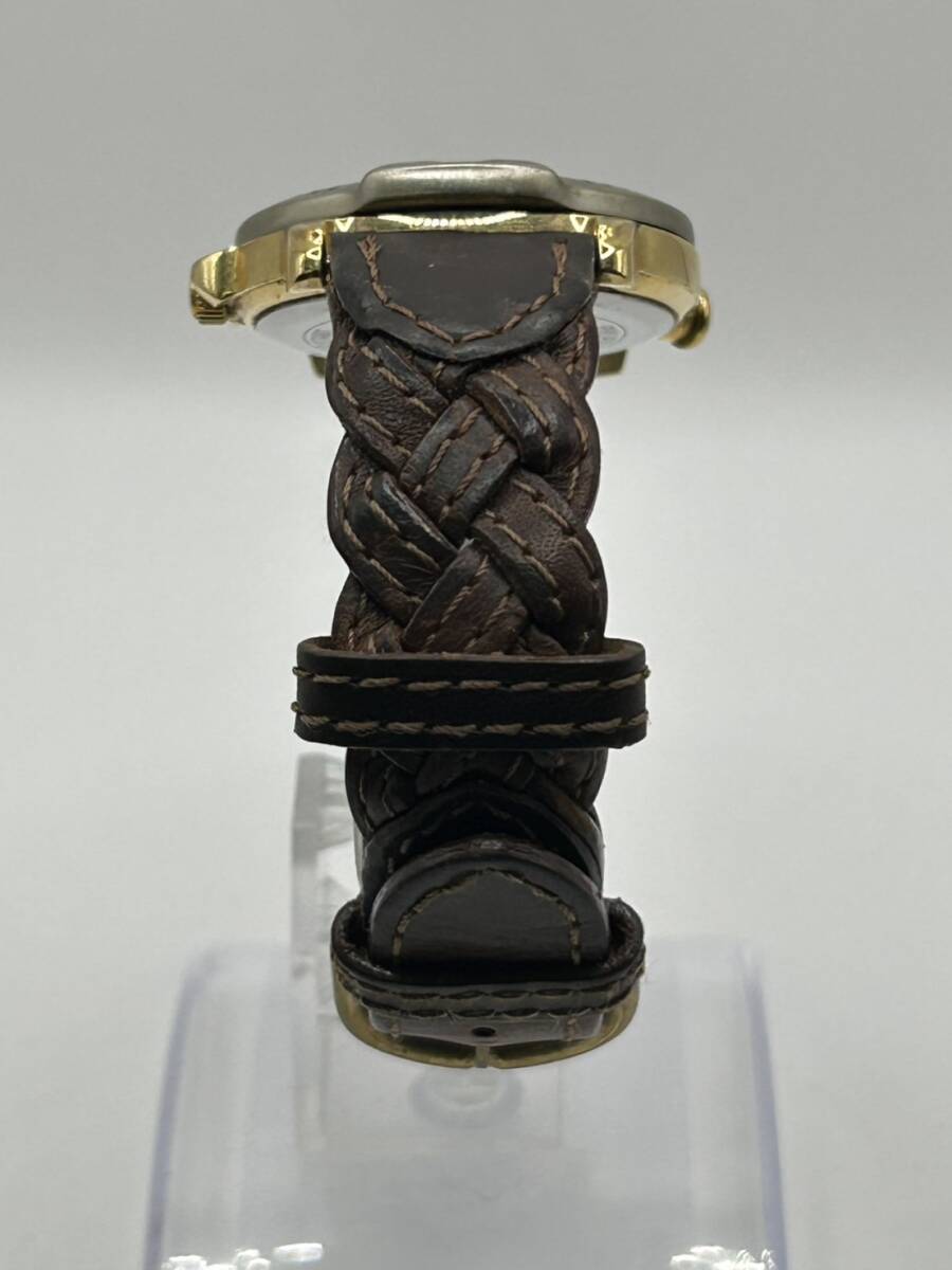 ◎【腕時計】GUESS　ゲス　ブランド　クォーツ式　電池式　メタル　金属　ケース　ベゼル　本体　レザー　革　ベルト　バンド　メンズ_画像8