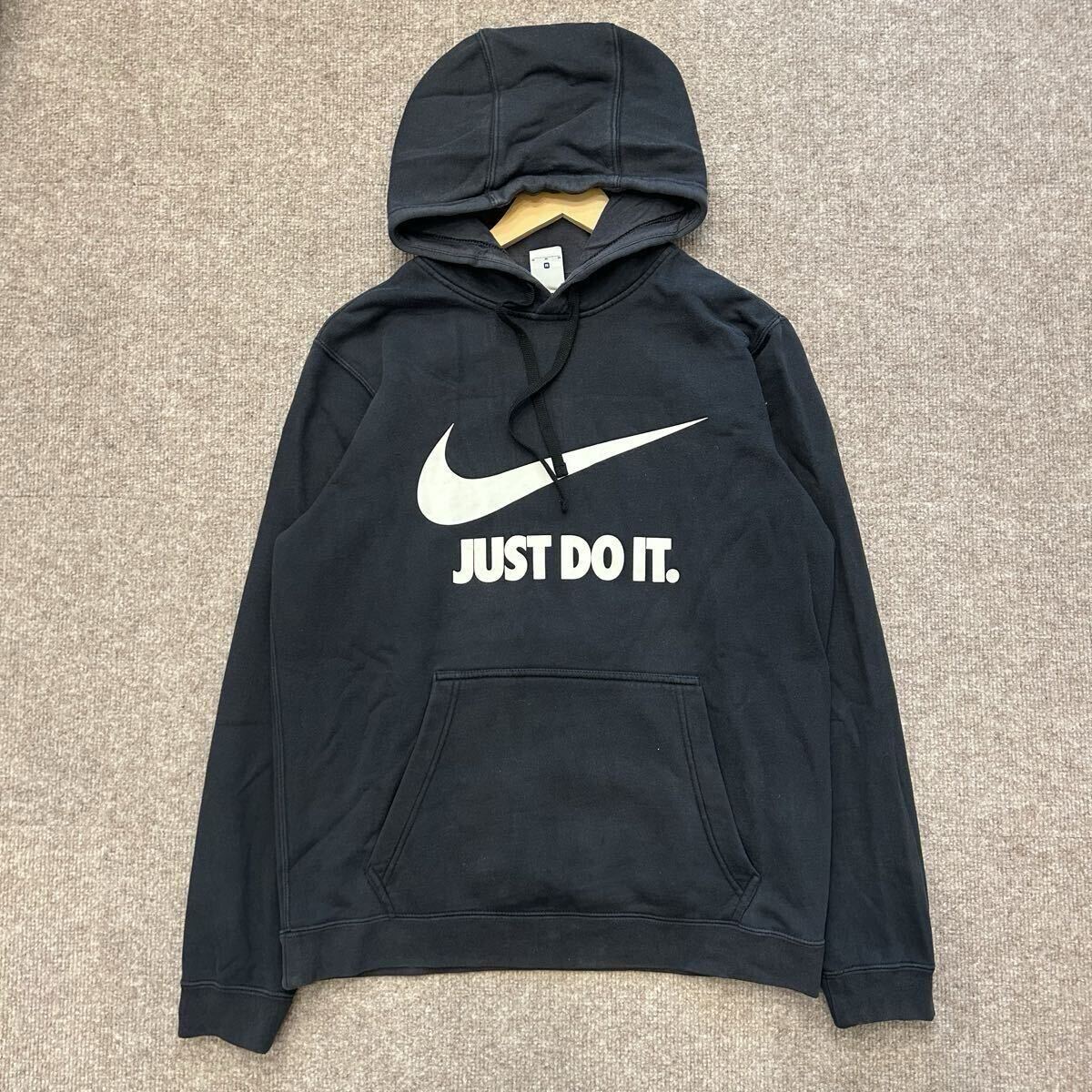 【S7214】 NIKE ナイキ スウェット パーカー プルオーバー フロントプリント サイズM ブラック 黒 メンズ トップス 最落なし 古着_画像2