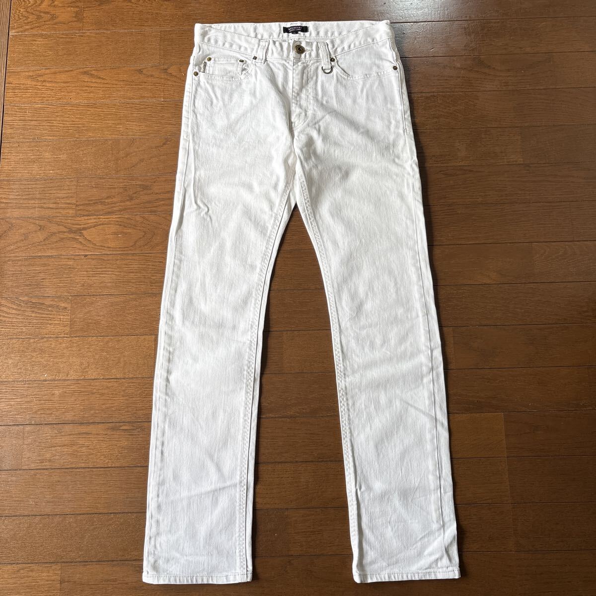 バーバリーブラックレーベル☆ホワイトデニムパンツ_画像1