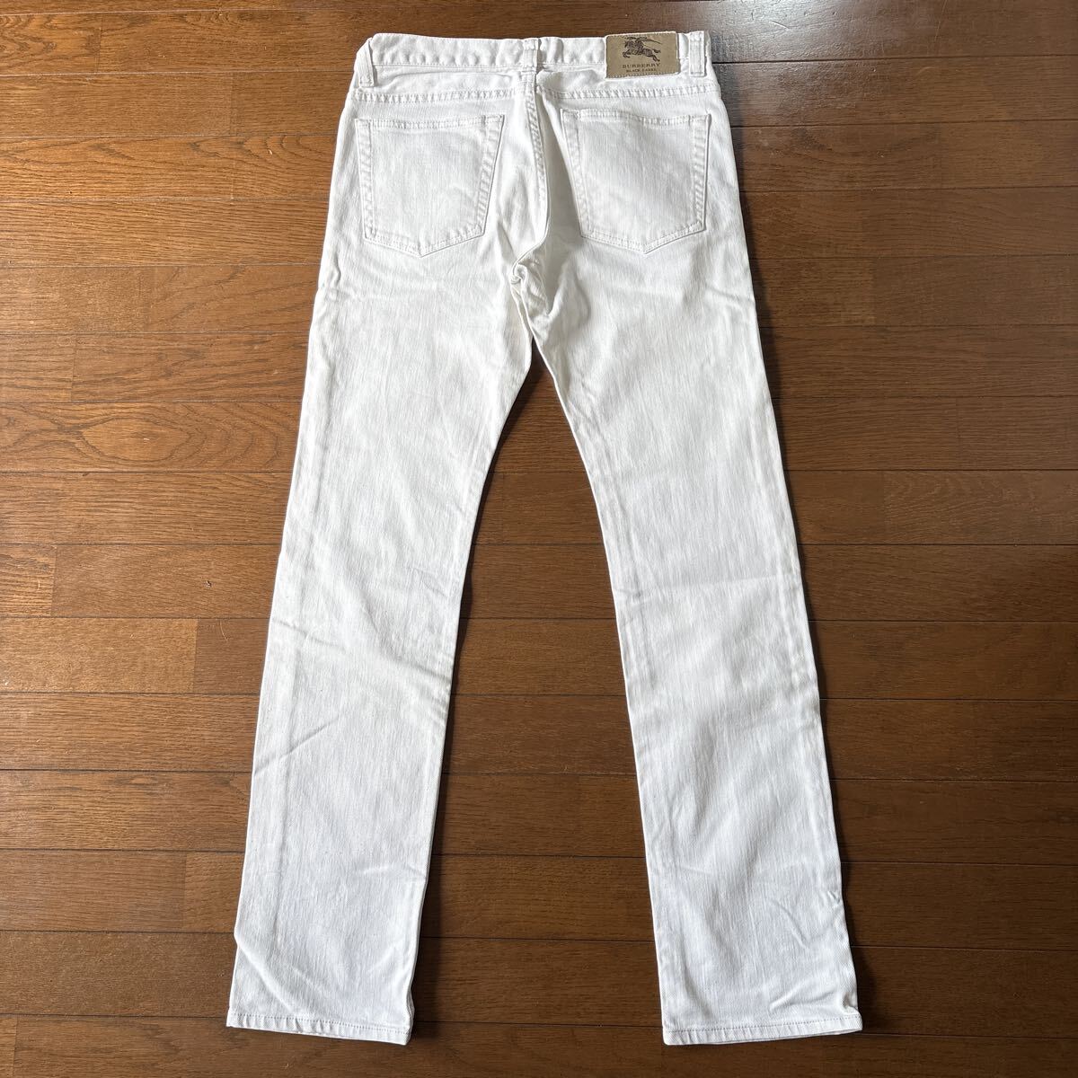 バーバリーブラックレーベル☆ホワイトデニムパンツ_画像3