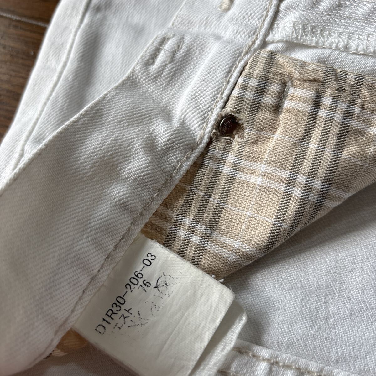 バーバリーブラックレーベル☆ホワイトデニムパンツ_画像6