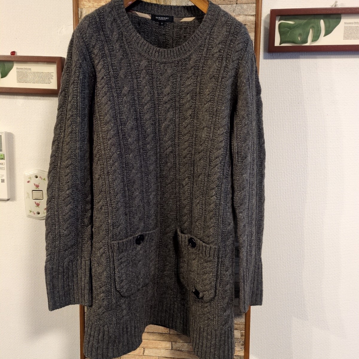 バーバリーレディース ニット グレー2_画像1