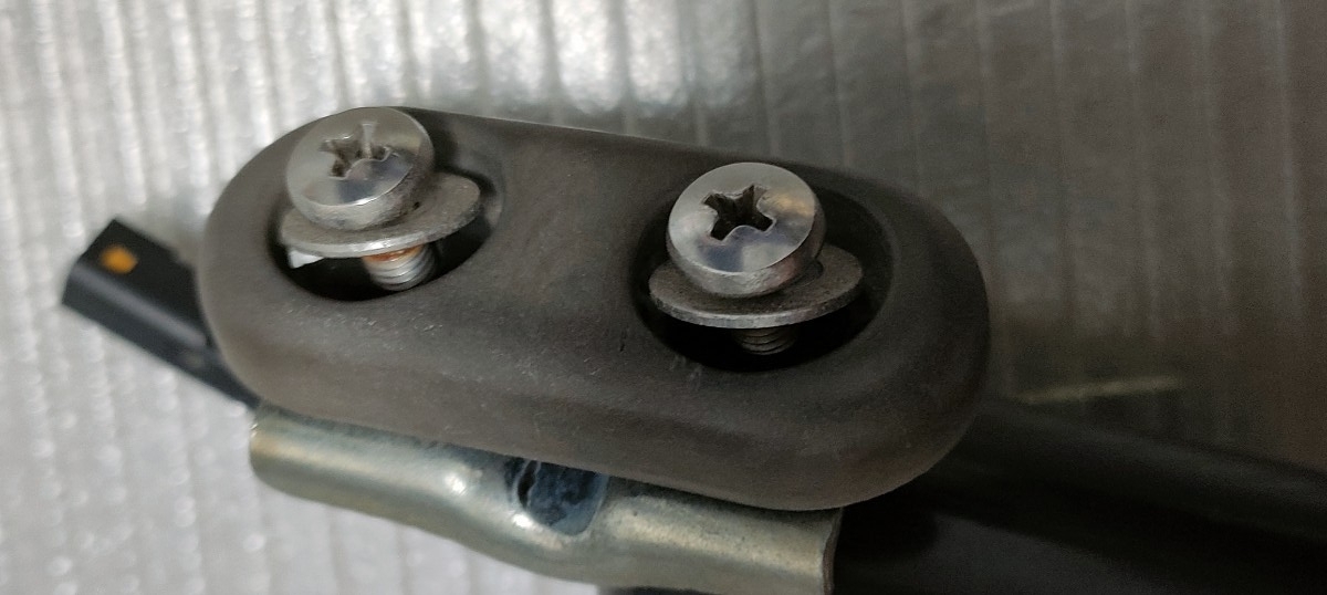 ヤマハ【ヘッドライト　2018年　PAS with】中古　YAMAHA アシスト自転車部品　動作確認済　部品　パス　点灯　点灯確認済　ライト　前照灯_画像6