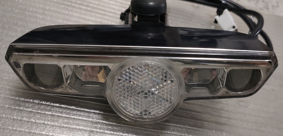 Panasonic【ヘッドライト　NKL922 ビビ　2020年】中古　パナソニック アシスト自転車部品　動作確認済み　LEDライト　前照灯　ライト　_画像2