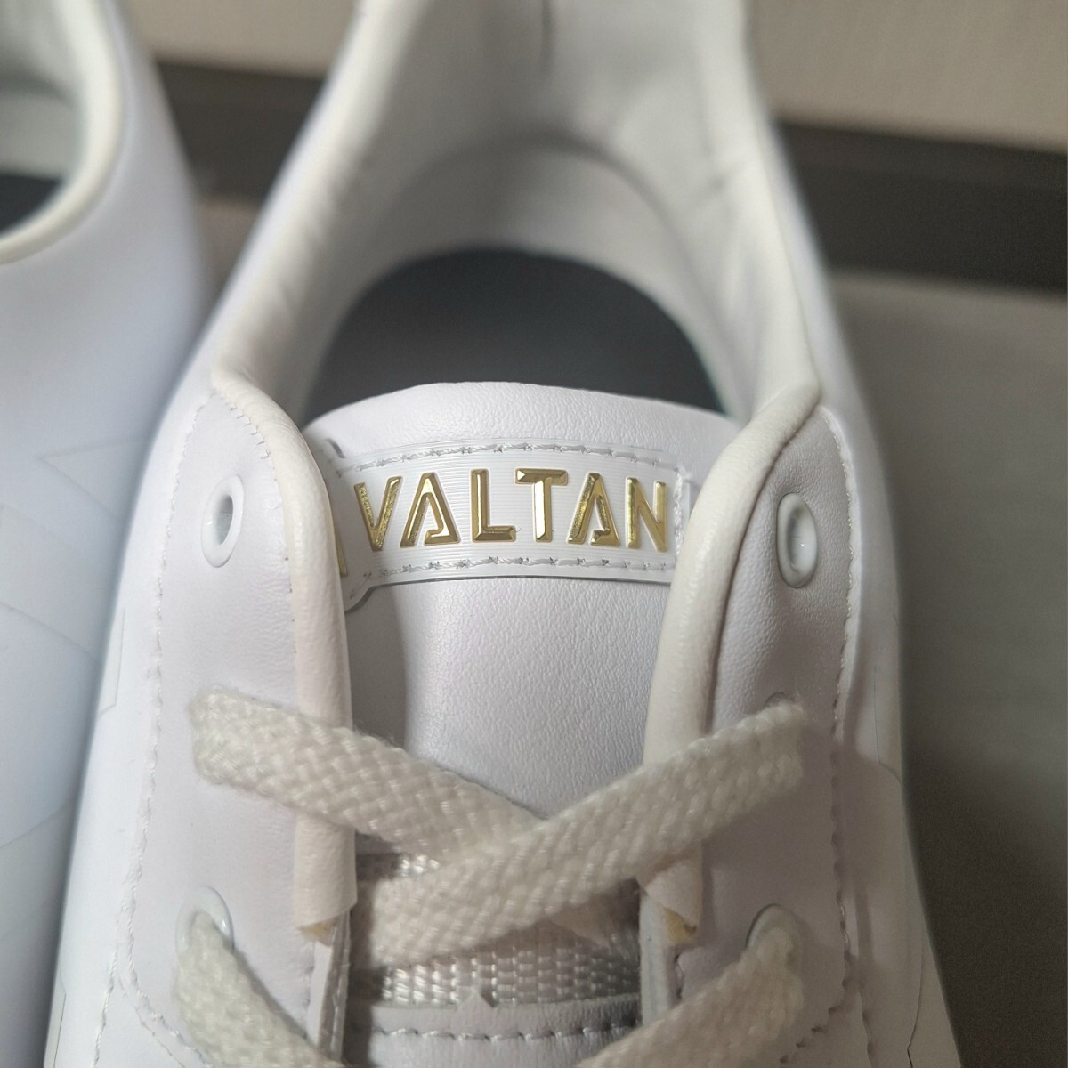 岡本製甲 VALTAN スパイク 28cm 金具 白スパ ホワイト 日本製 足袋 野球 VB-01 タビスパ タフトー 投手用 バルタン_画像7