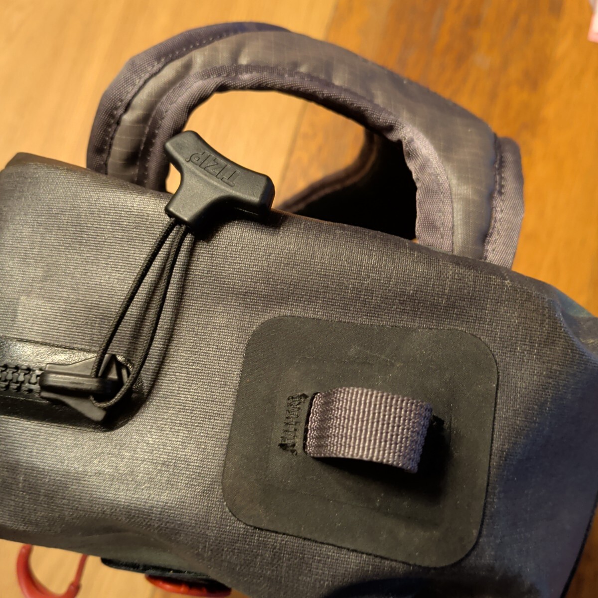 シムス simms ドライクリーク Z スリングパック 防水バック フライフィッシング 本流 ランディングネットホルダー 利根川 肩掛けバッグ_画像6