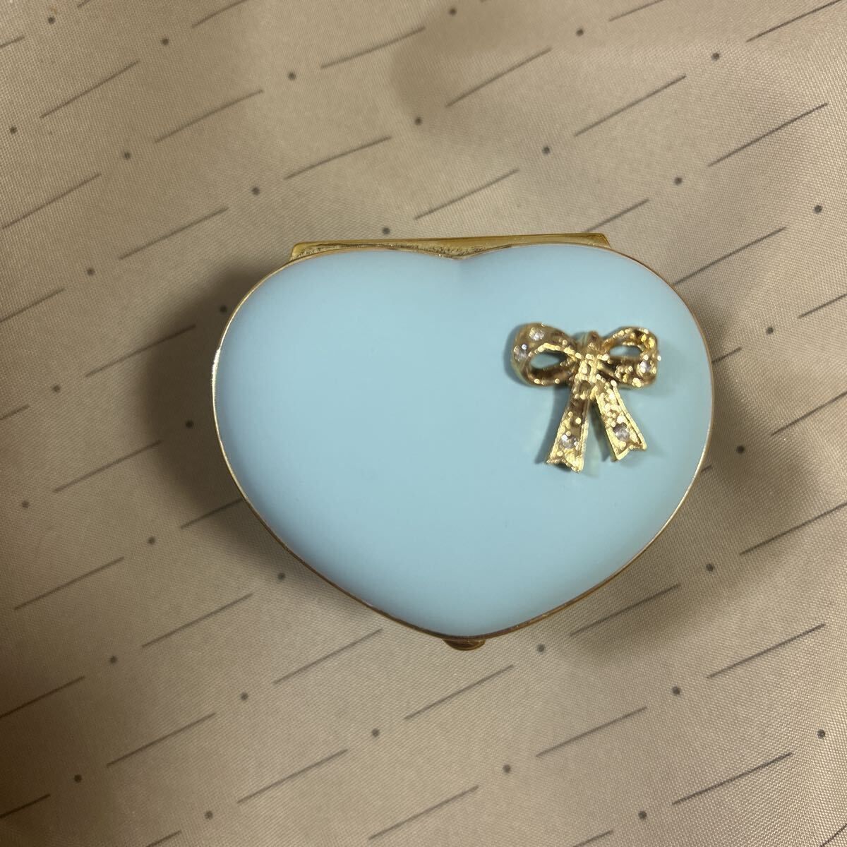 [ подлинный товар Swarovski. Heart type драгоценнный камень коробка ] музыкальная шкатулка (e- Dell wa стул )*jue Reebok s* керамика 