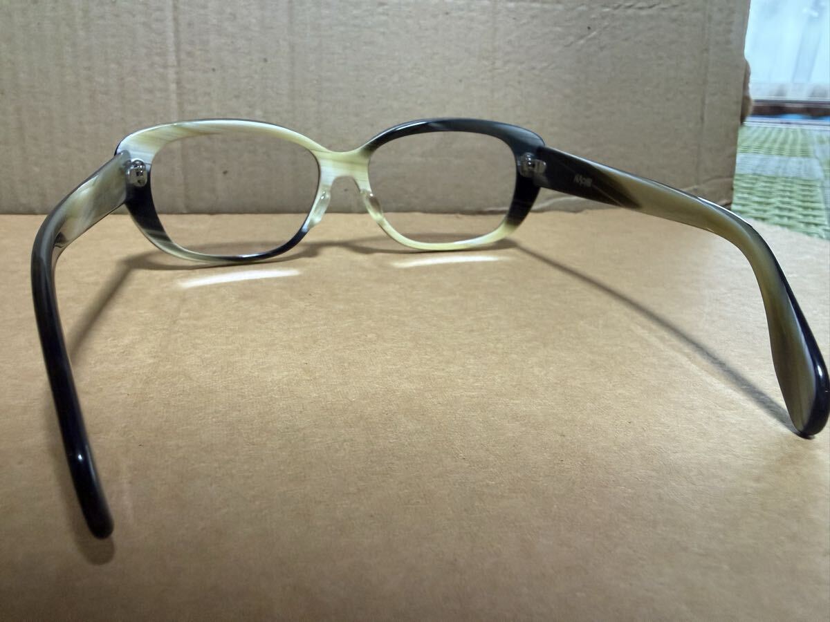 stussy naomi солнцезащитные очки 