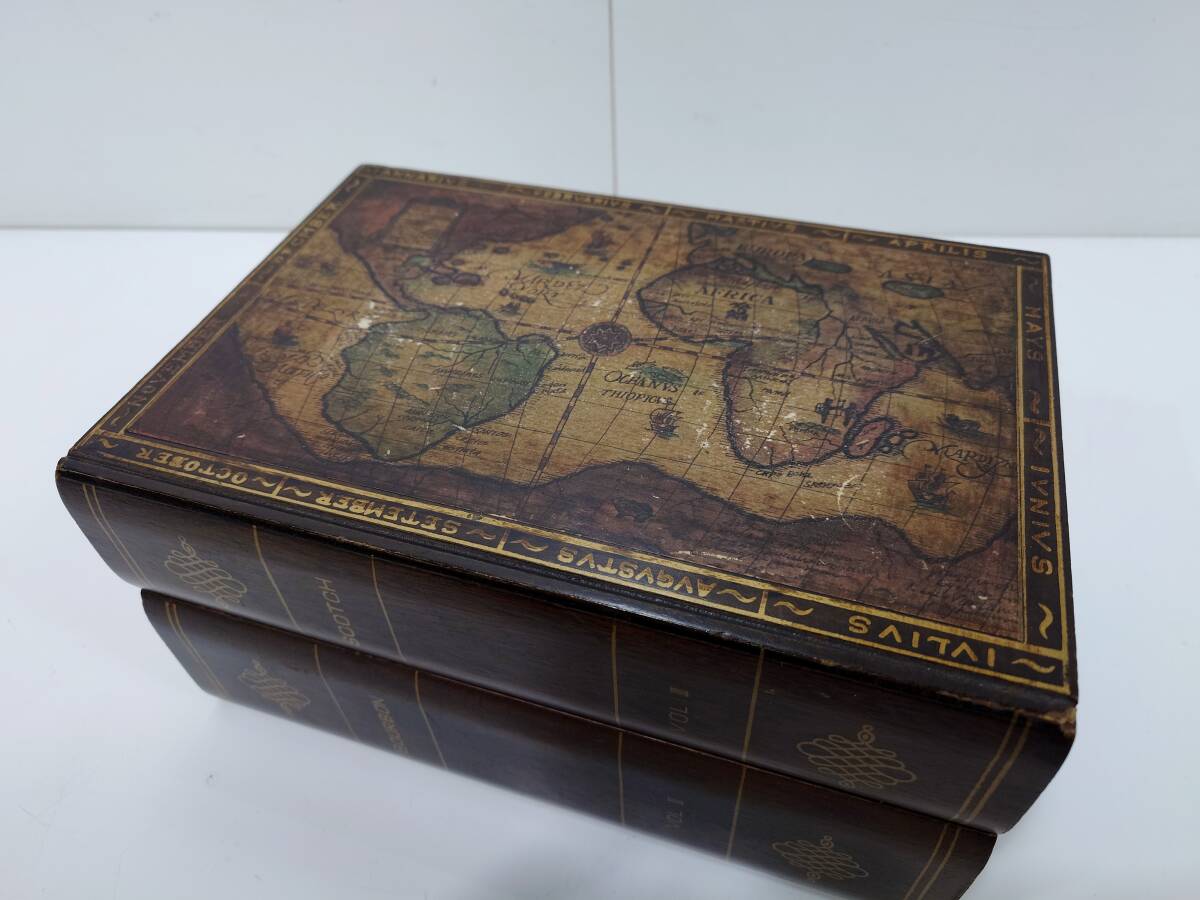 A80 アンティーク 木製 辞典 辞書 型 収納箱 ウイスキー バーボン スコッチ デカンタ デキャンタ ショット グラス セット レトロ _画像6