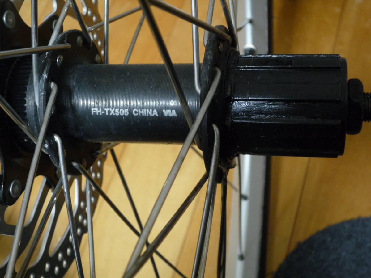 ● 24インチ Velocity AEROHEAT SHIMANOハブ、ディスクブレーキ仕様 タイヤ付き ●_画像6