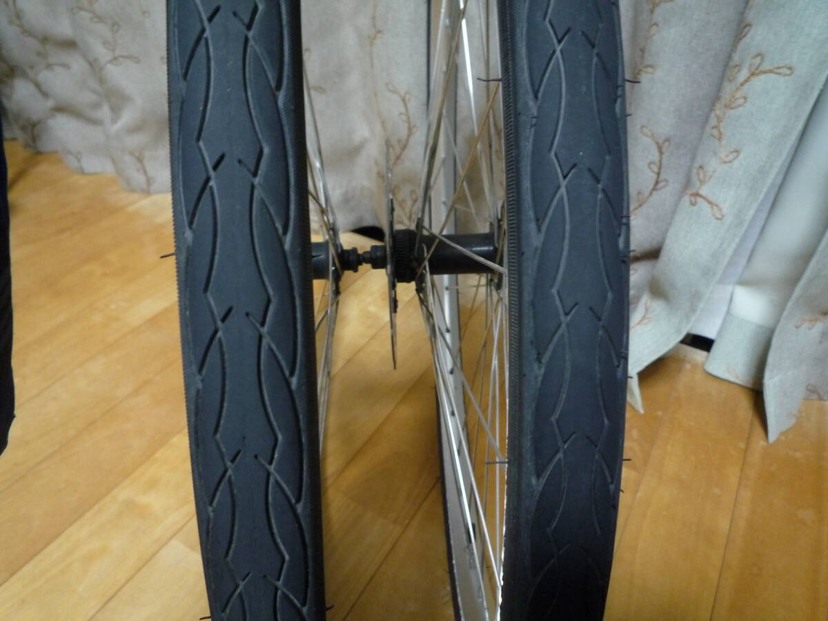 ● 24インチ Velocity AEROHEAT SHIMANOハブ、ディスクブレーキ仕様 タイヤ付き ●_画像9