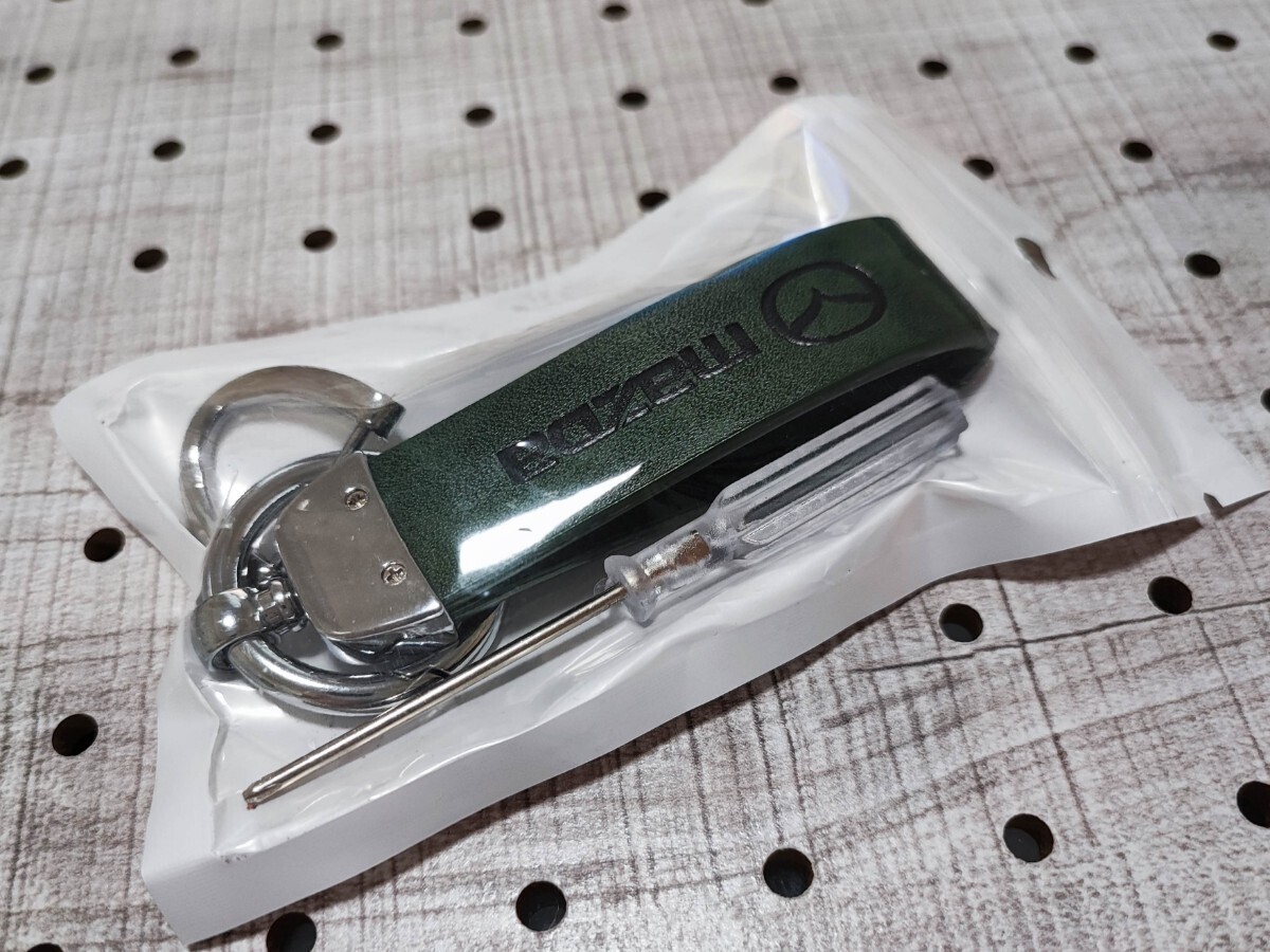 マツダ 極厚レザー&銀 キーホルダー カラビナ【グリーン】CX-3/5/7/8 デミオ アテンザ アクセラ ロードスター RX-378 MAZDA3 プレマシー_画像5