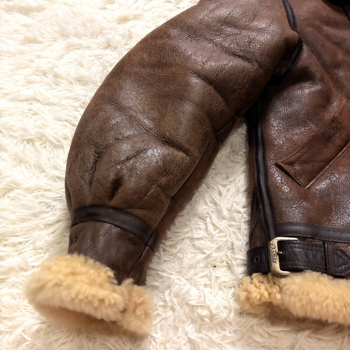 極暖美品羊毛皮AVIREXリアルムートンボアフライトジャケットB-3ムートンXL.LL~Lキャメルブラウン38 USA製トップガン 大きいアヴィレックス_画像4