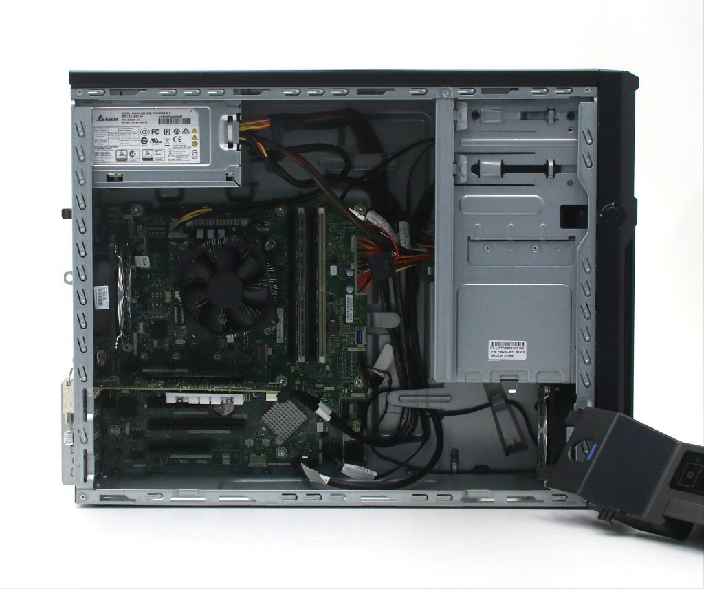 hp ProLiant ML30 Gen10 Xeon E-2124 3.3GHz 16GB 600GBx2台(SAS2.5インチ/12Gbps/RAID1構成) DVD-ROM SmartArray E208i-p SR Gen10_画像3