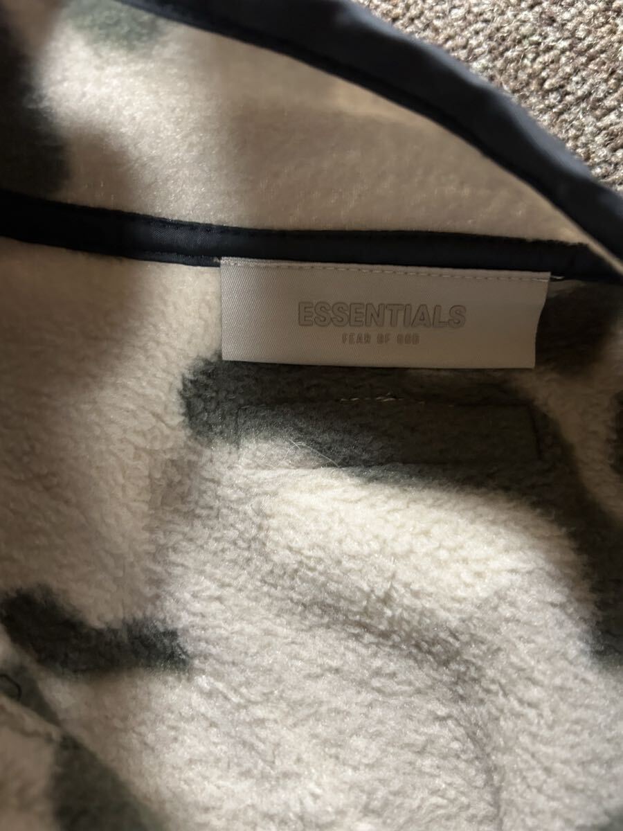Fear of God ESSENTIALS カモフラ キッズ 12サイズ フリース_画像3