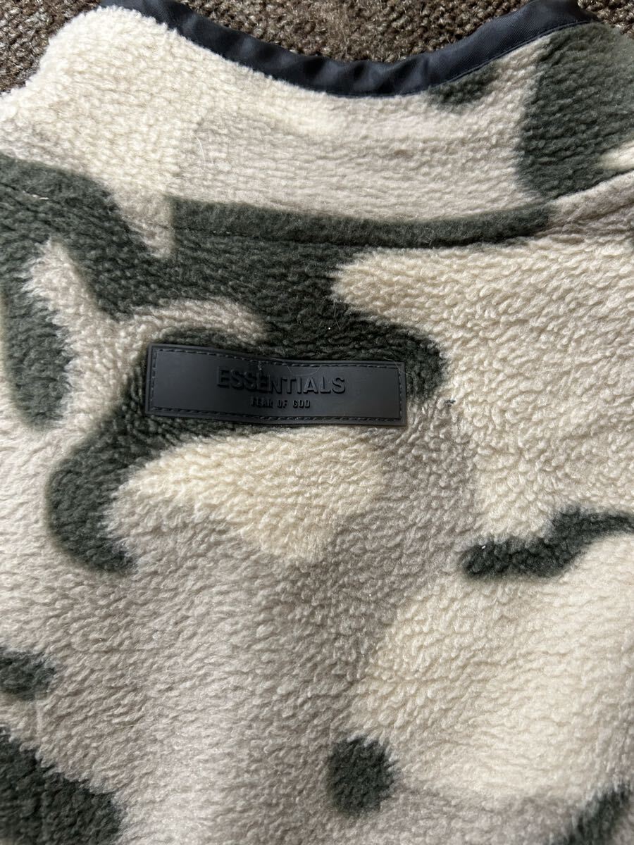 Fear of God ESSENTIALS カモフラ キッズ 12サイズ フリース_画像5