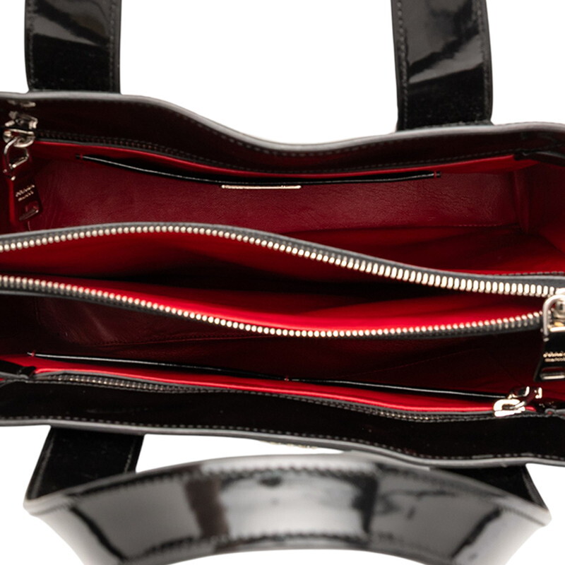  Prada треугольник Logo plate ручная сумочка большая сумка черный pa палатка кожа женский PRADA [ б/у ]