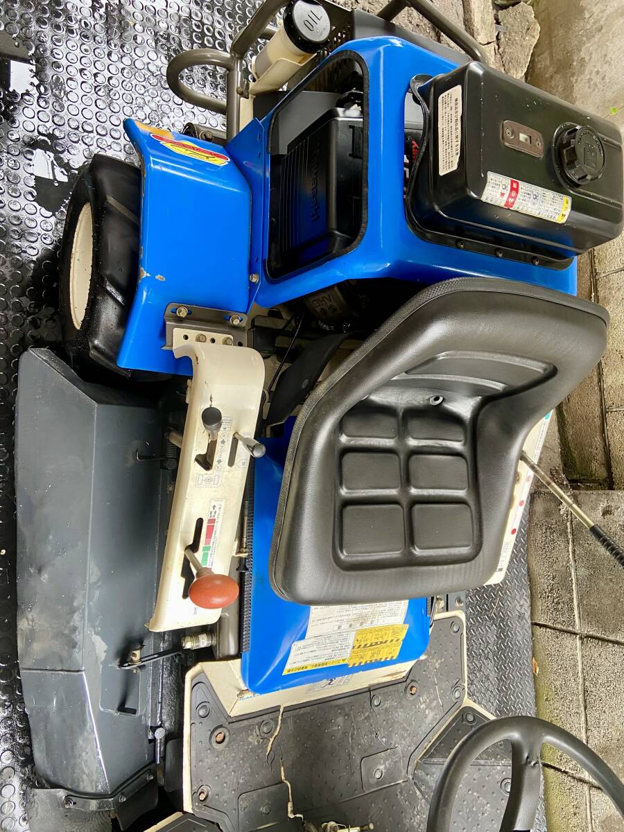 RM86A Vツインエンジン　15馬力　好調　高額な整備済　乗用草刈機　ラビットモア　オーレック製　ＨＳＴ無段変速　　動画も是非どうぞ！_画像5