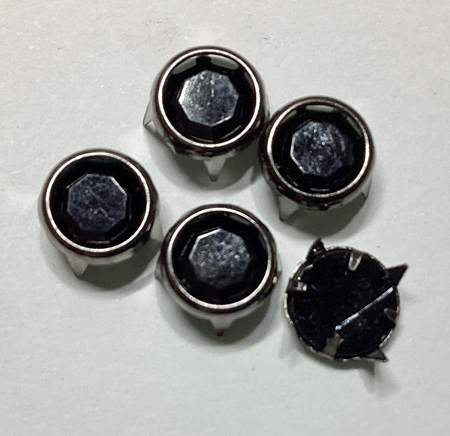 即決/丸形スタッズ/樹脂/黒色/径8.0mm/4爪/50個/BL2_画像1