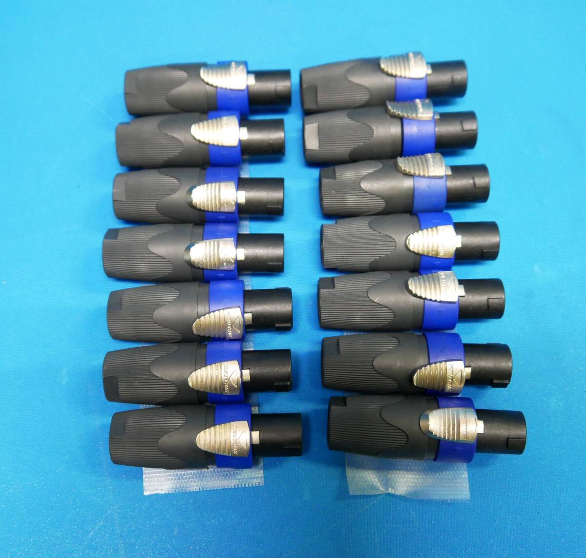 S-19 разъем спикон Neutrik 14 шт. комплект эта 1 ( б/у )