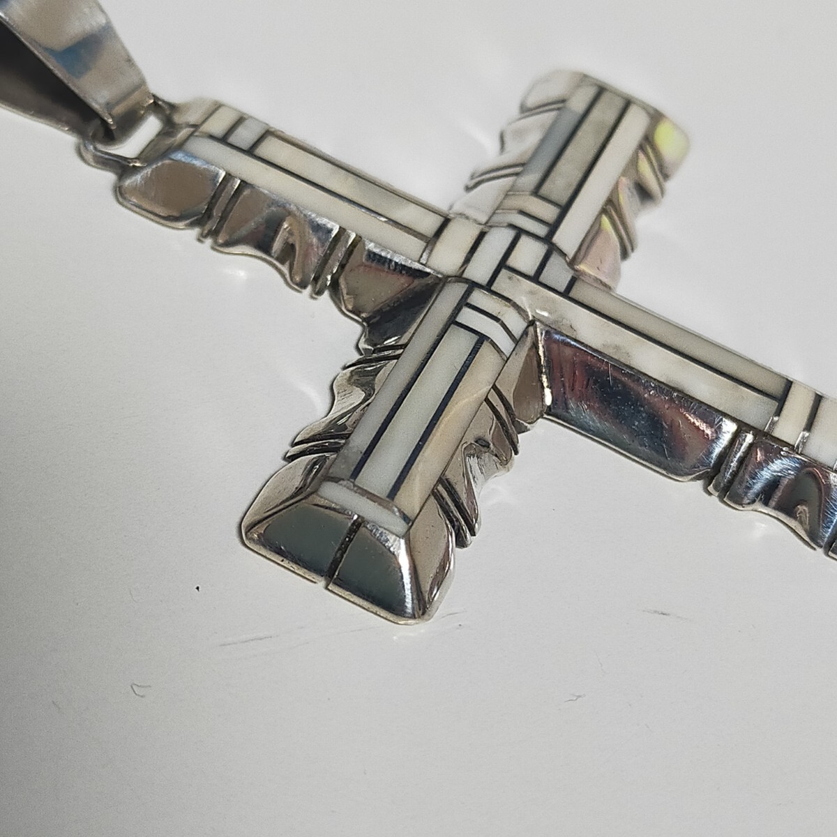 navajo ナバホ族 Gilbert・Nelson ギルバートネルソン 特大クロス ペンダント ネックレストップ インディアンジュエリー シルバー925_画像2