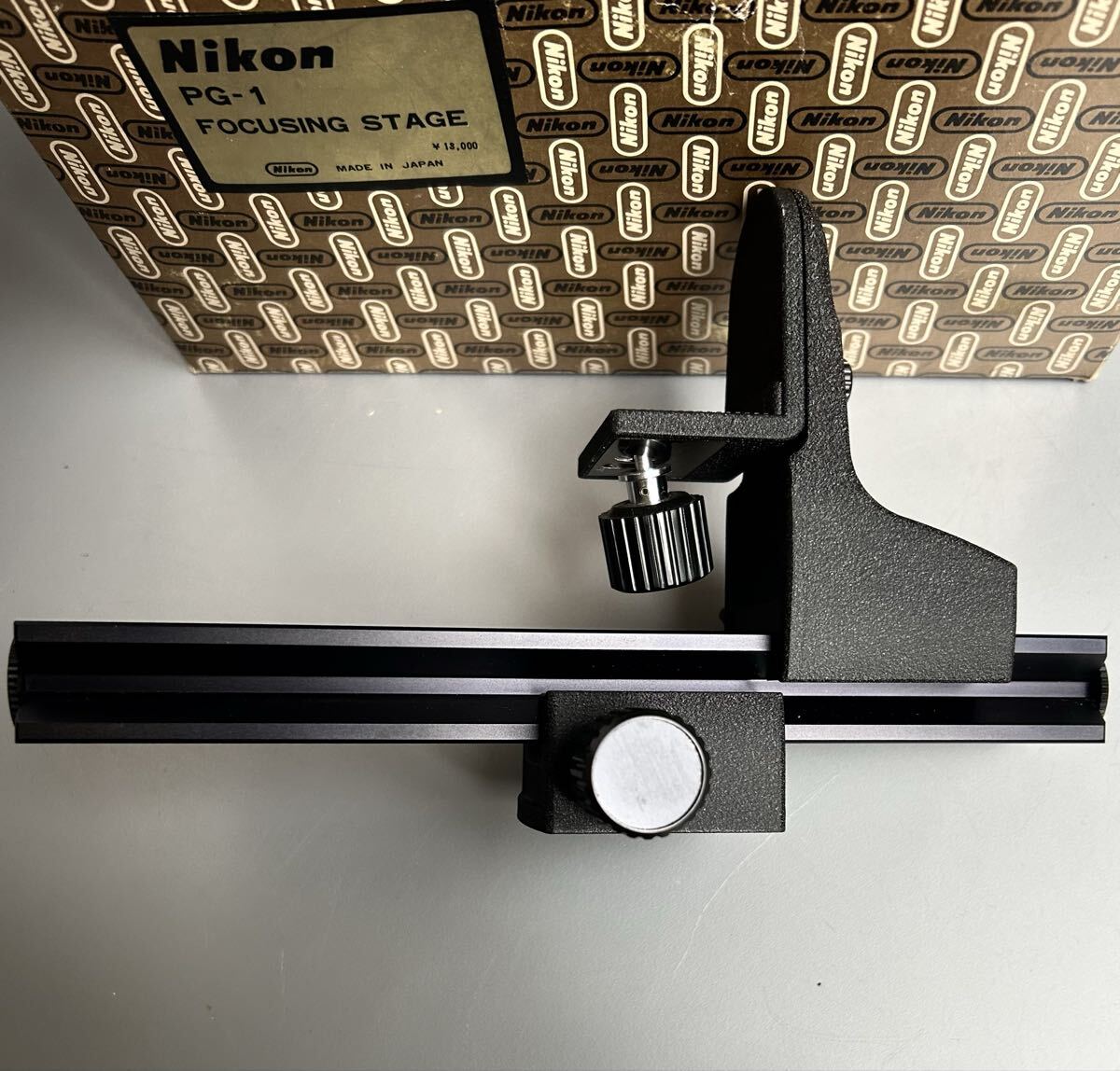 ［Nikon PG-1］ ニコン純正 フォーカシングステージ PG-1 動作確認済【中古美品】（元箱・取説コピー・レリーズAR-7・リングBR2 付属）_画像3
