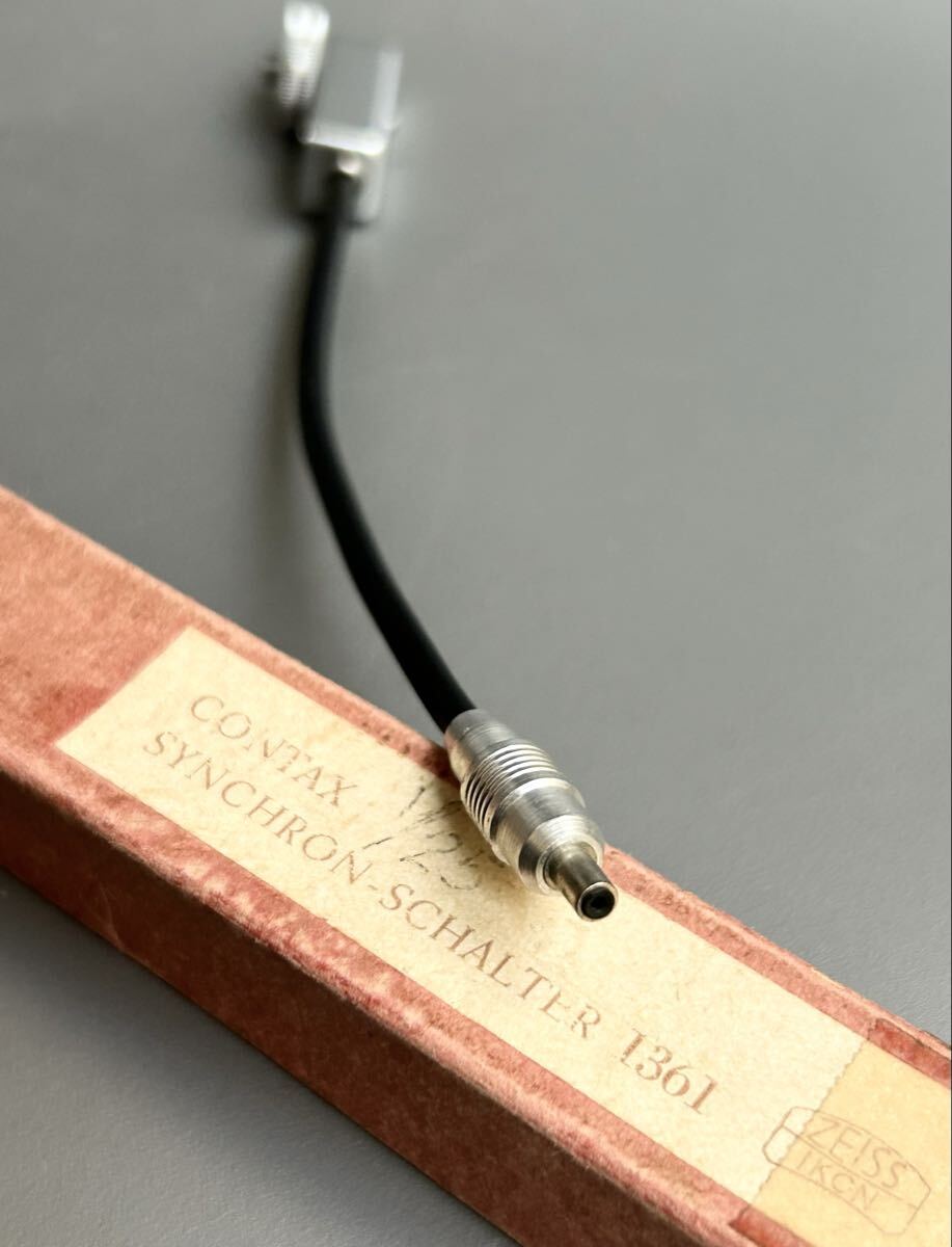 稀少［Zeiss Ikon CONTAX SYNCHRON-SCHALTER 1361］コンタックス　フラッシュシンクコード 1361　元箱・説明書付属【使用感の少ない美品】_画像8