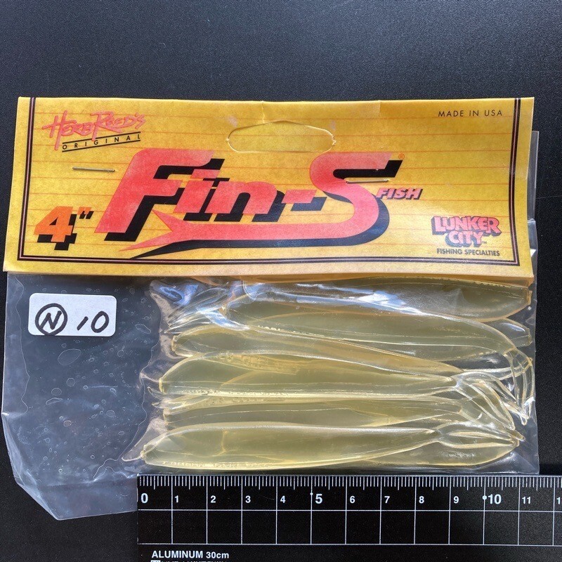 816757 新品 ランカーシティ フィンズフィッシュ 4インチ １０本 #クリアー系 LUNKER CITY 　【状態 S/C】_画像1