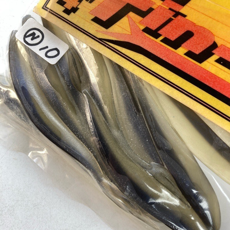 816759 新品 ランカーシティ フィンズフィッシュ 4インチ １０本 #アルワイフ系？ LUNKER CITY 　【状態 S/C】_画像3