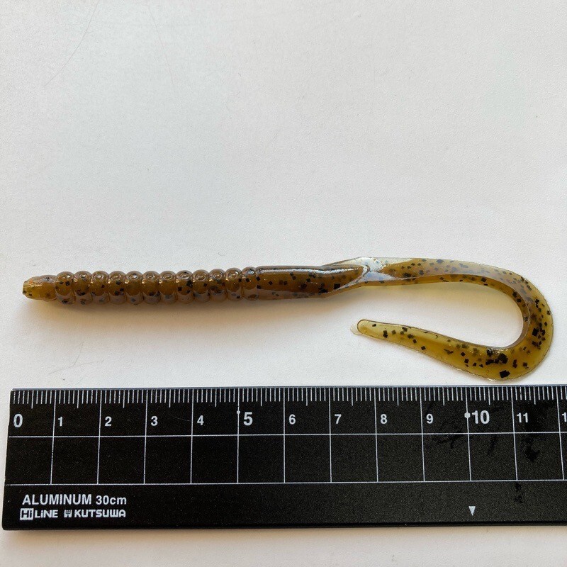 817184 ZOOM/ZBC Uテール １５本 #グリーンパンプキン ZOOM BAIT COMPANY U-TALE ユーテール　【状態 A/C】_画像2