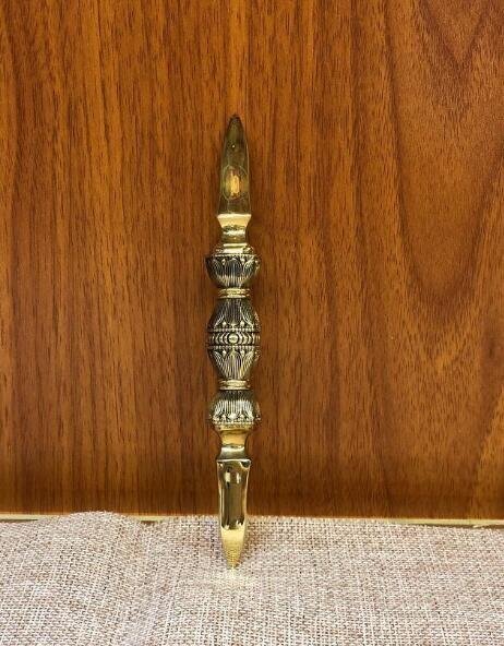 ...* подлинный ..*...... закон . храм . предметы для домашнего буддийского алтаря 