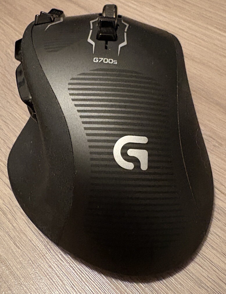 【訳アリ・実働品】Logicool G700s 【ゲーミングマウス】_画像2