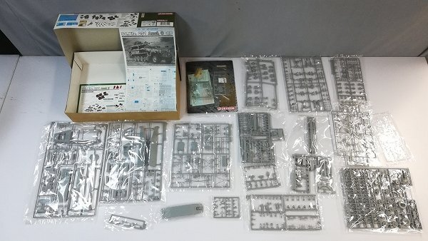 mP089c [未組立] ドラゴン 1/35 Sd.Kfz.251/21 Ausf.D 対空自走砲 Drilling Sd.Kfz.251 Ausf.D 3in1 他 | プラモデル R_画像9
