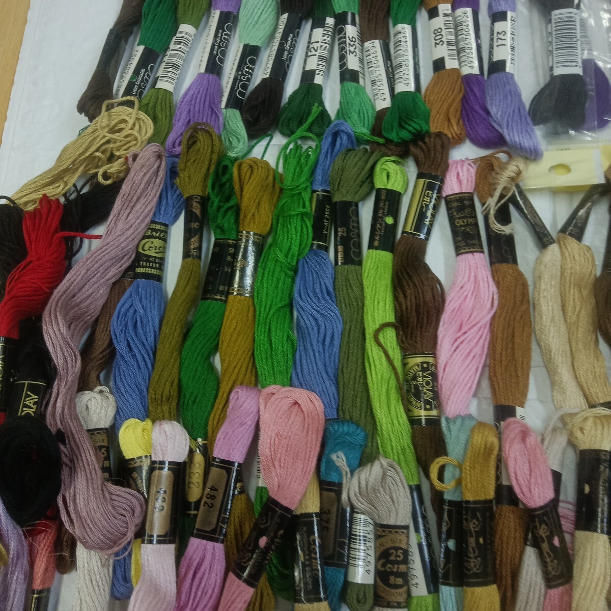 100円〜 1 手芸材料 ハンドメイド材料■コスモ*他・刺繍 刺しゅう糸 まとめてセット_画像5