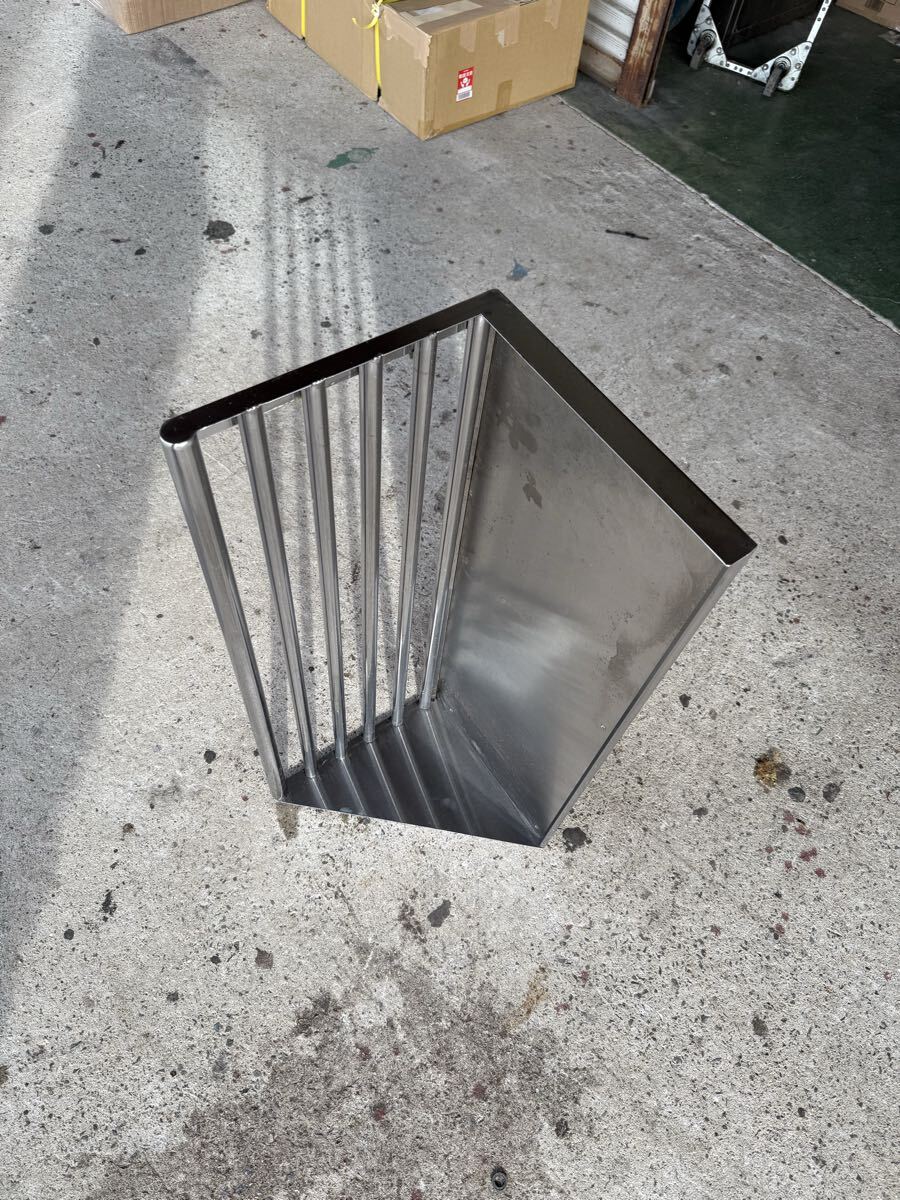 ★税込送料無料★ 業務用 ステンレス　パイプ棚　 平棚 吊り棚 壁掛け棚 三角棚 収納棚　800×300×300 ステンレス棚 厨房機器_画像7