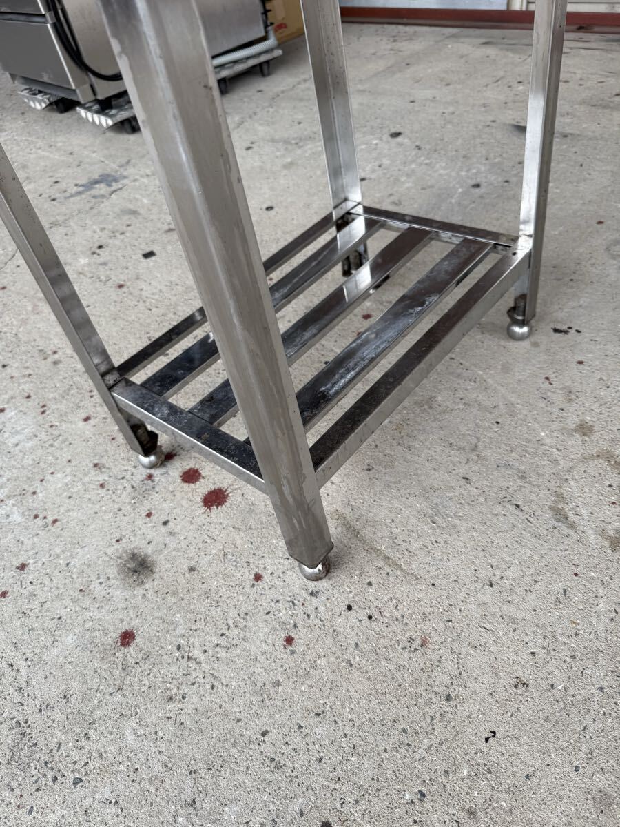 ★税込送料無料★ 業務用 ステンレス作業台 調理台 作業台 スキマ台 飲食店 400×600×800 厨房機器 板金_画像4