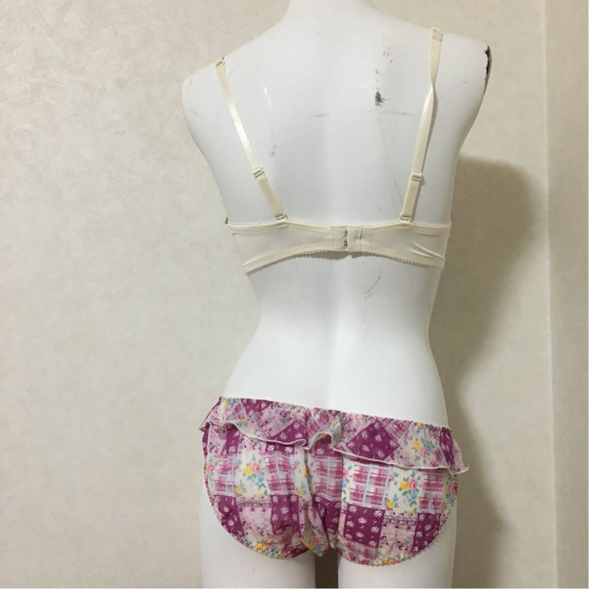 CB25-C* C70 ショーツL 新品 アウトレット ブラジャー&ショーツ プチプラ&デイリーに使えるブラ_画像4