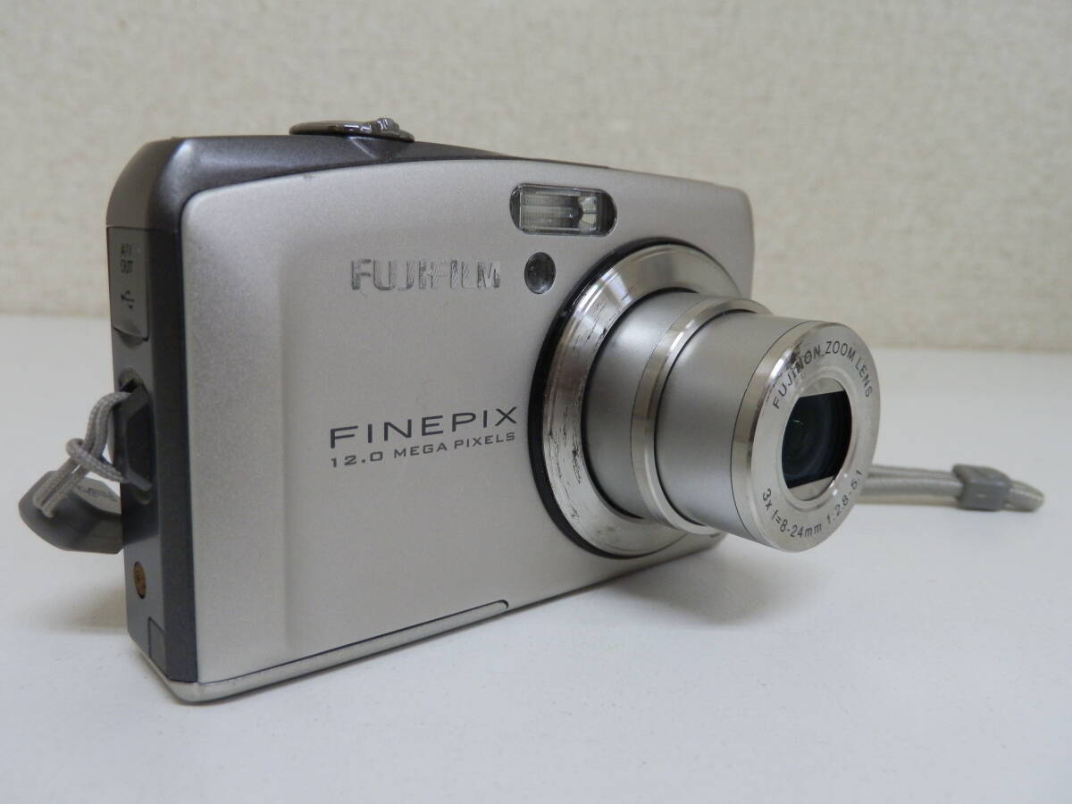 [FUJIFILM] フジフィルム デジタルカメラ FinePix F60fd ジャンク品 12メガ デジカメ_画像4