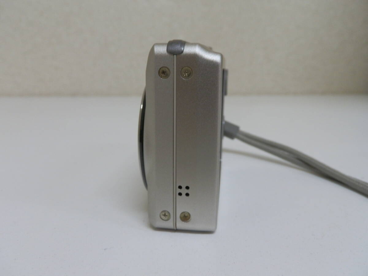 [FUJIFILM] フジフィルム デジタルカメラ FinePix F60fd ジャンク品 12メガ デジカメ_画像9