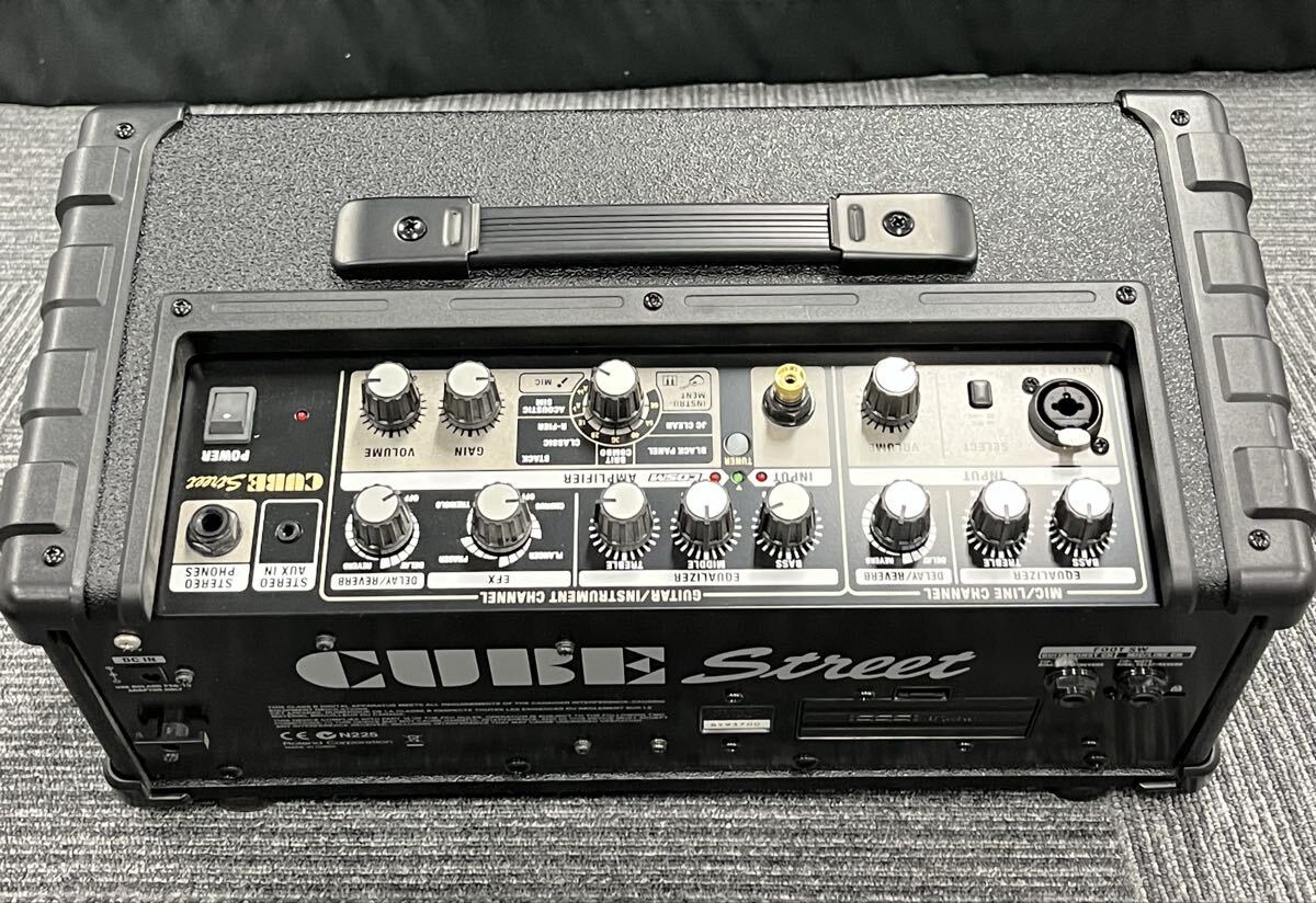 森岡 11月 No.189 Roland ローランド アンプ CUBE Street マイク 接続コード付 通電動作確認済 _画像5