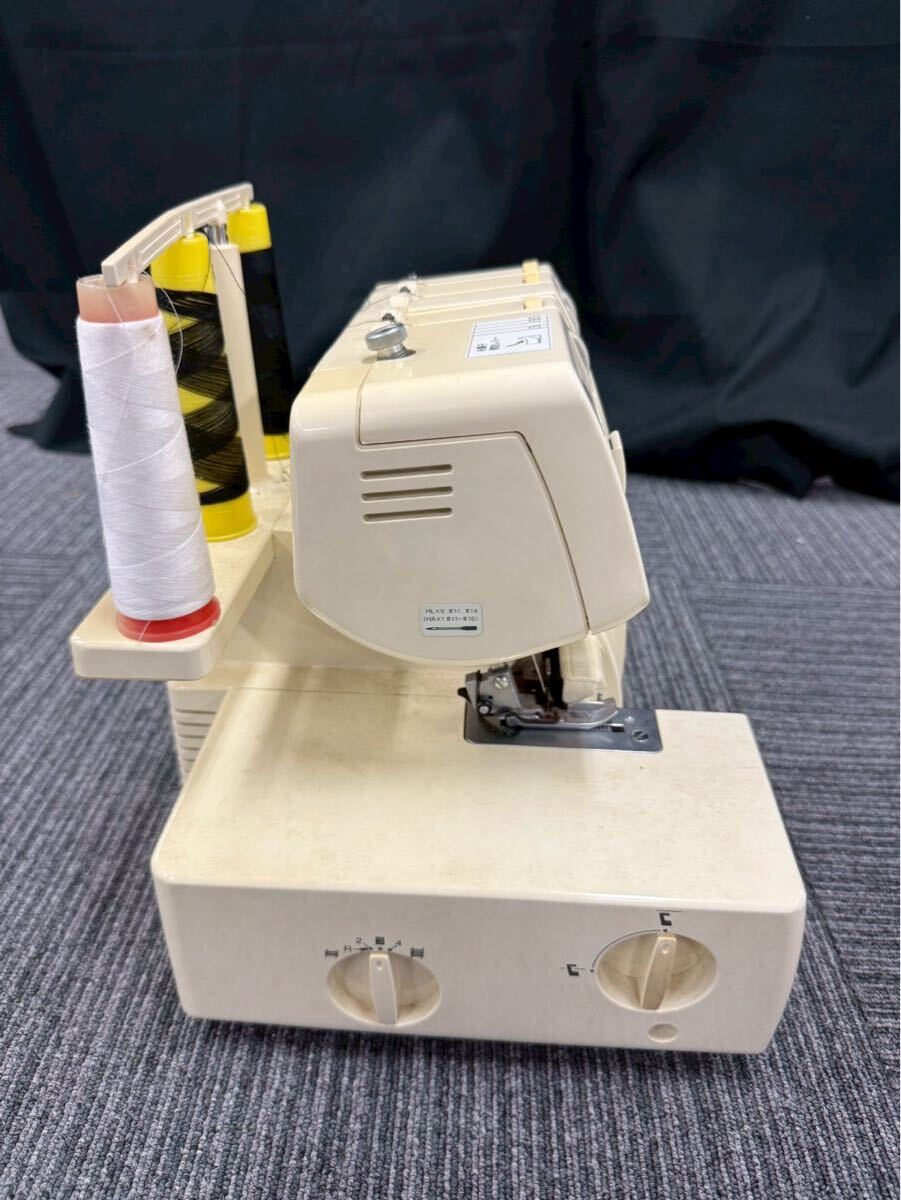 春名 11月 No.34 brother ブラザー ロックミシン Kagari TE4-B234 レトロ ミシン 裁縫 箱付き 変色・汚れ多数 通電動作確認済み_画像6