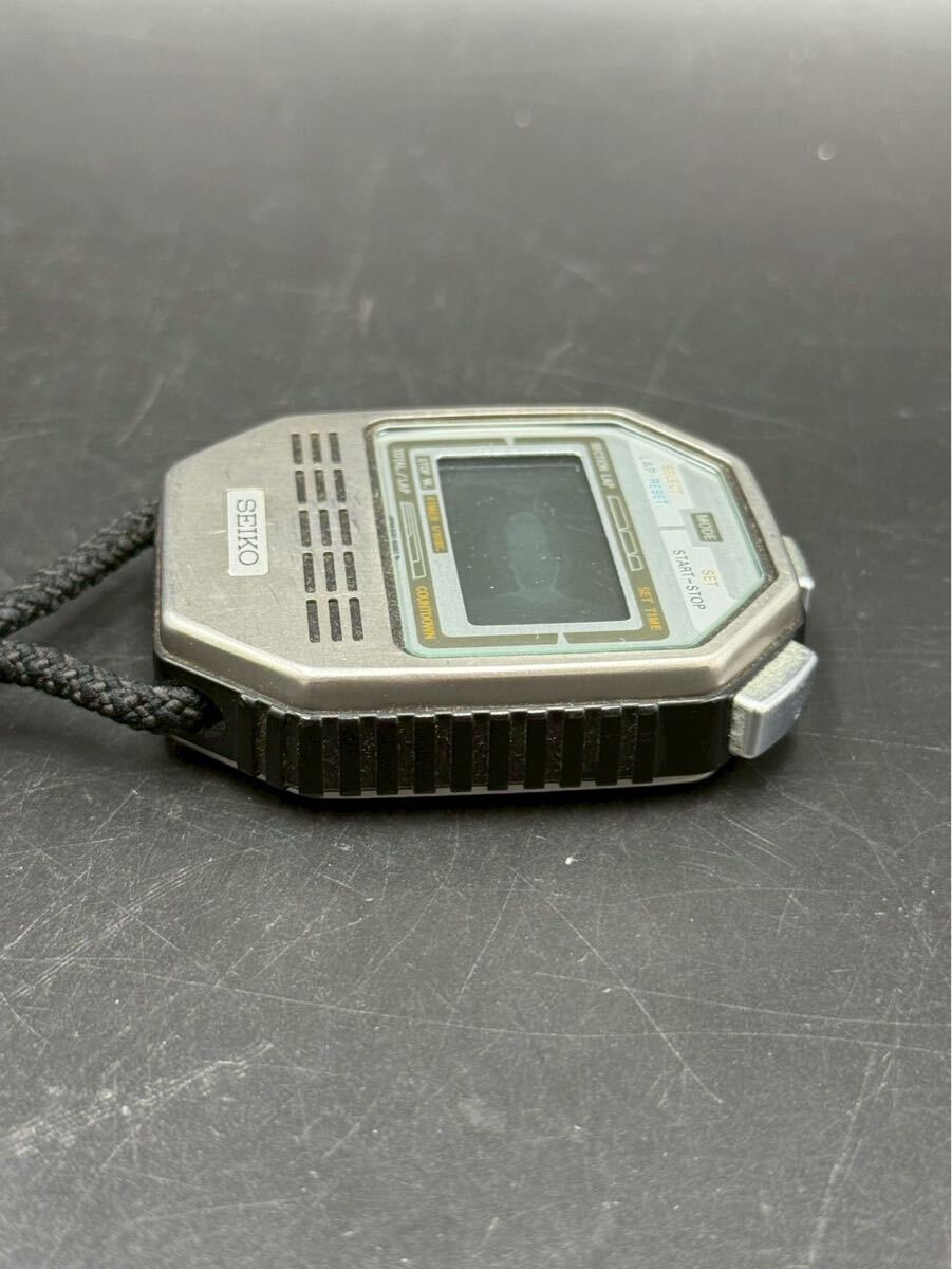 森岡　11月　No.161 SEIKO セイコー ストップウォッチ　S021-5000T デジタル　陸上　タイマー　ラップタイム　稼働なし　傷あり_画像3