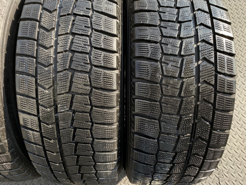 トヨタ クラウン アルファード ヴェルファイア エスティマ カムリ マークX マジェスタ SAI 純正 215/55R17 ダンロップ ウィンターマックス_画像9