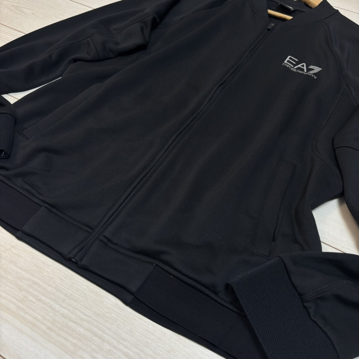 3XLサイズ●EMPORIO ARMANI EA7 エンポリオアルマーニ フルジップ トラックジャケット ジャージ EA7ロゴプリント ブラック メンズ_画像4