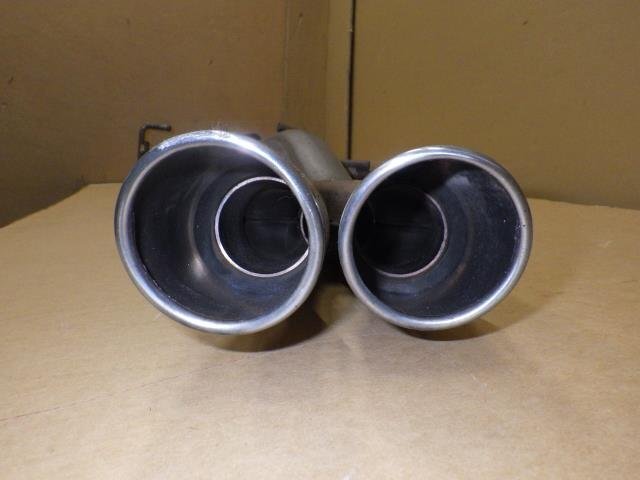 【岩手 盛岡発】中古 純正 モデリスタ エアロツアラー エスティマ DBA-GSR55W リアマフラー 4WD 錆有＜個人宛は支店止め配送＞_画像3