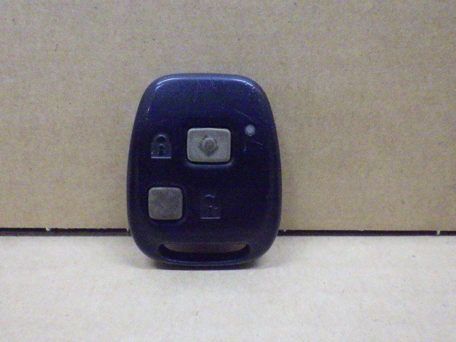 【岩手 盛岡発】中古 純正 ハイゼット EBD-S331V キーレスリモコン 作動OK_画像1