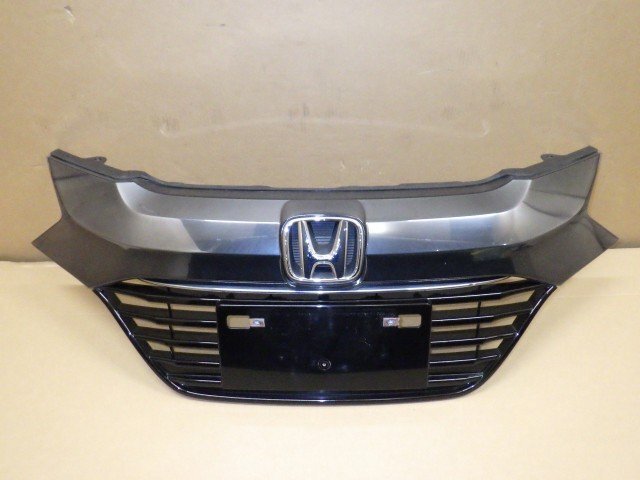 【岩手 盛岡発】中古 純正 ヴェゼル DAA-RU3 ラジエータグリル 傷有 ＜個人宛は支店止め配送＞_画像1