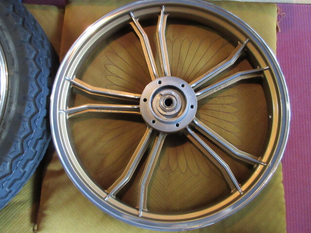 Z2 Z1 H2(750SS) 貴重品 当時物 NOS メルバ Melbaer 前後ホイール 美品 _画像8