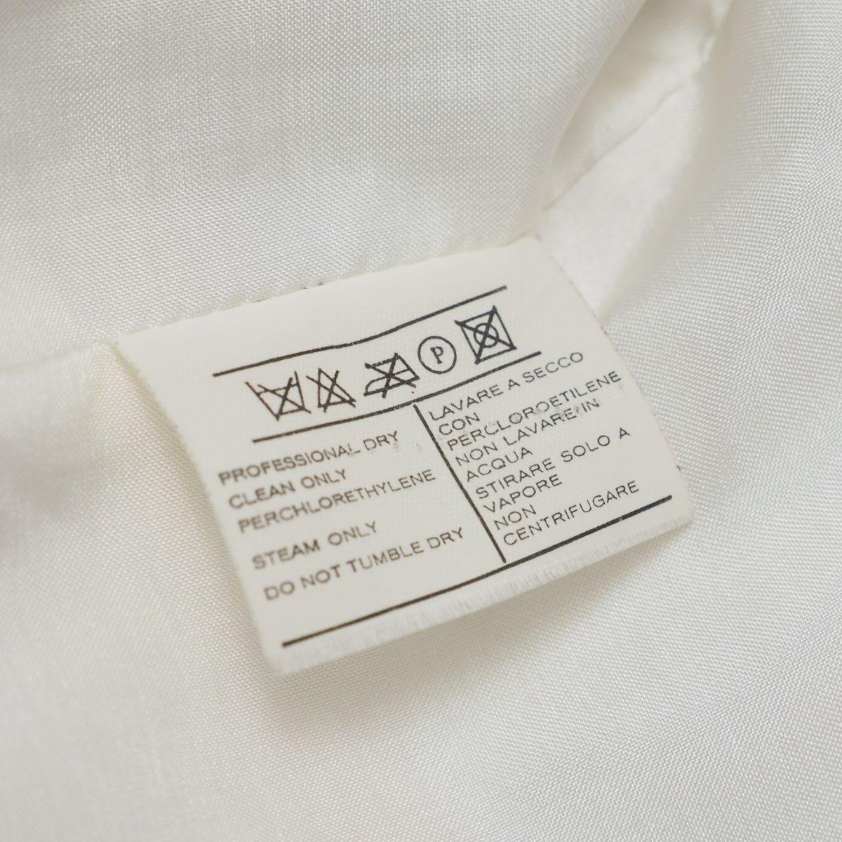 MI3459* Salvatore Ferragamo Salvatore Ferragamo общий рисунок стеганная куртка с хлопком полупальто шелк животное рисунок M