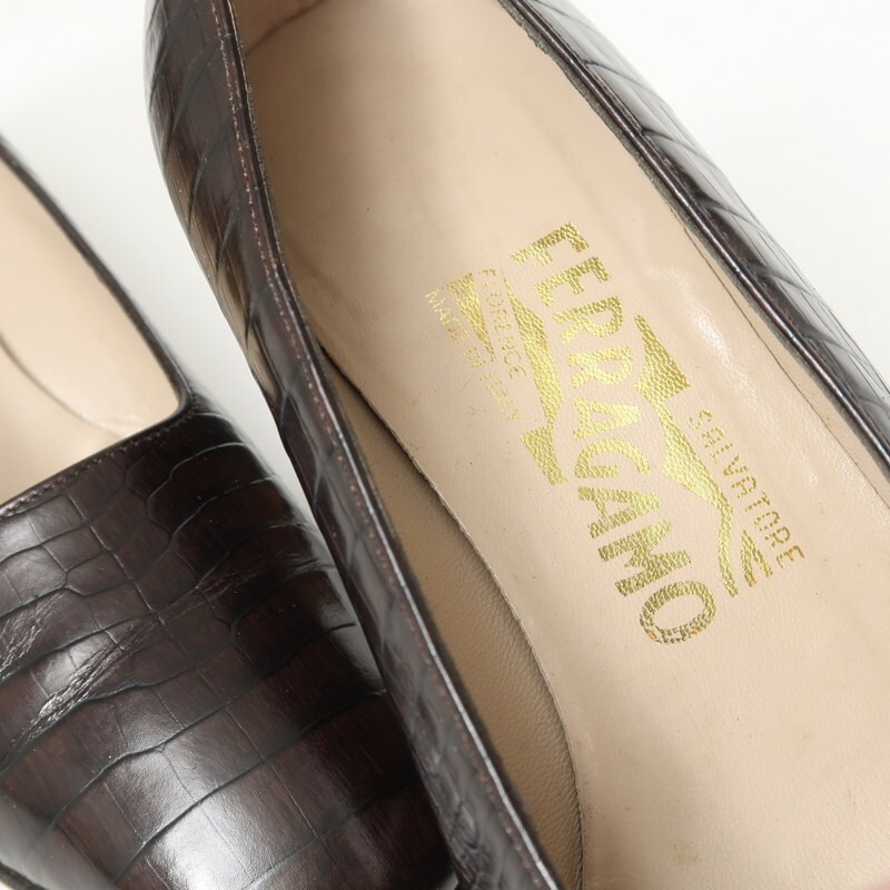 GS4994* Италия производства Salvatore Ferragamo 6C(23cm соответствует ) черный ko type вдавлено . кожа туфли-лодочки обувь обувь темно-коричневый серия 